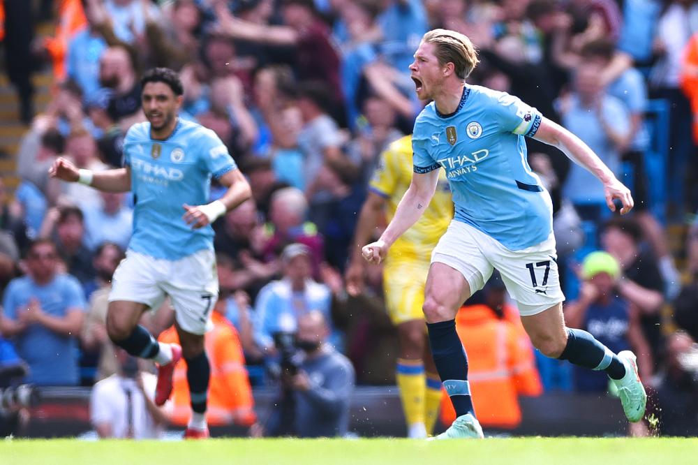 座欧冠奖杯 座欧冠奖杯